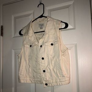 White denim Vest